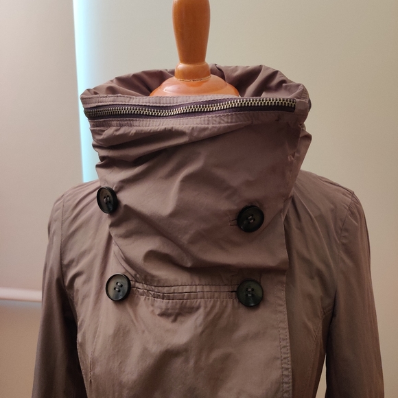 Beautiful Mackage trenchcoat, EUC, XS - Picture 4 of 9